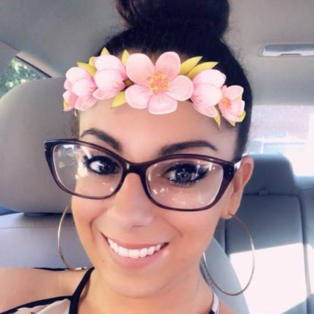 Meet your Posher, Hali